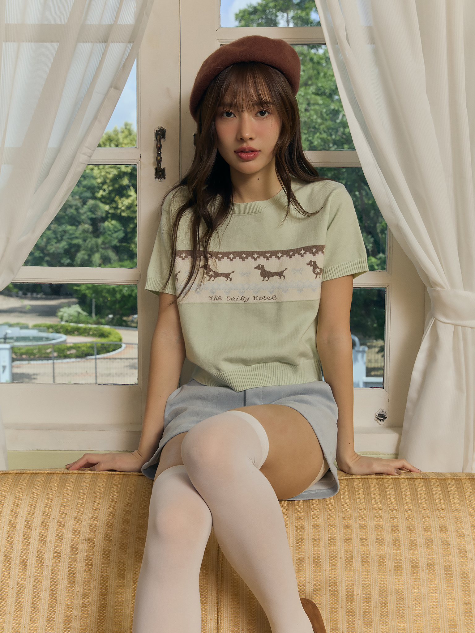 Dachshund knit top (Green)