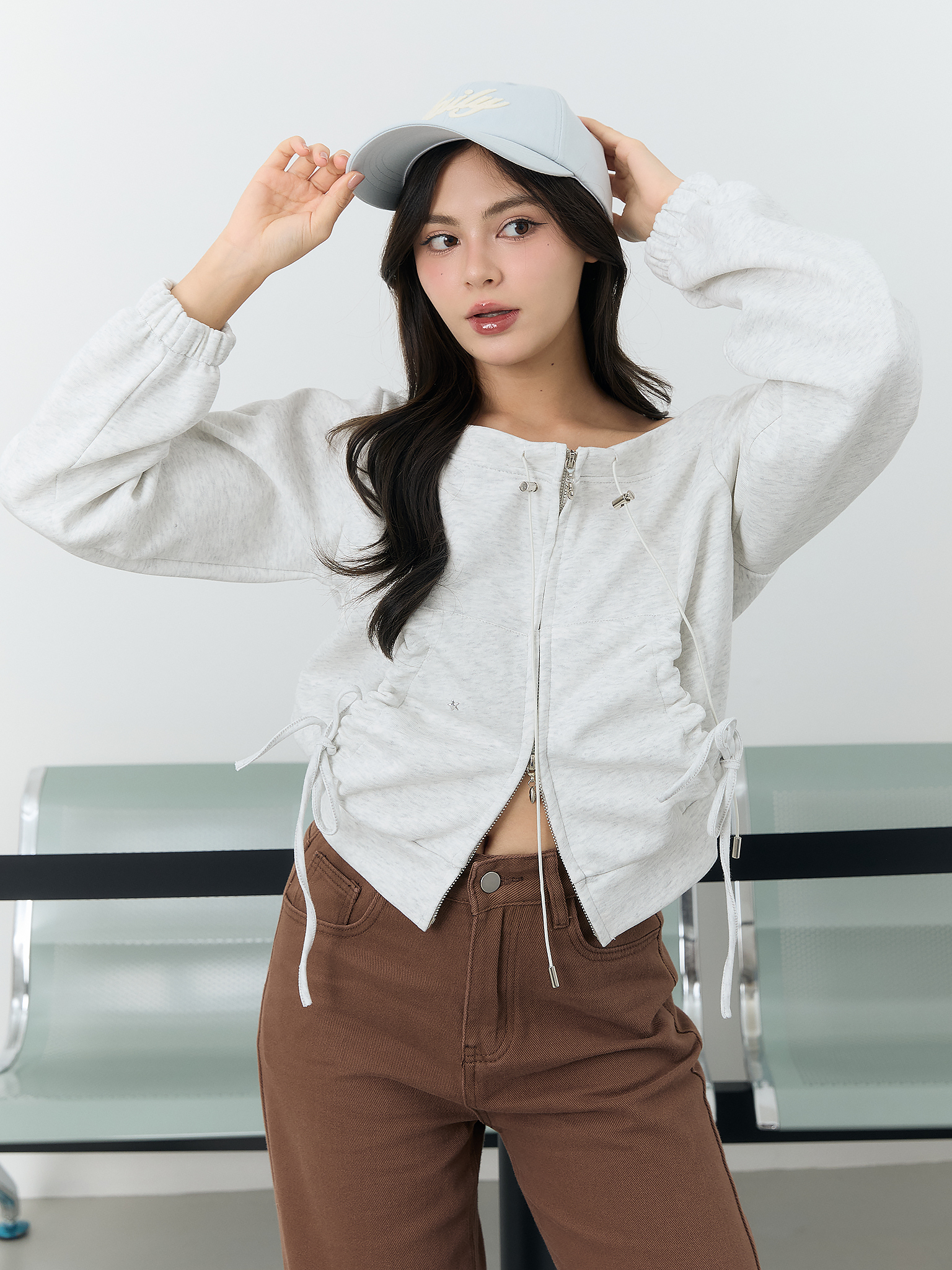 Magic sweater (Grey)